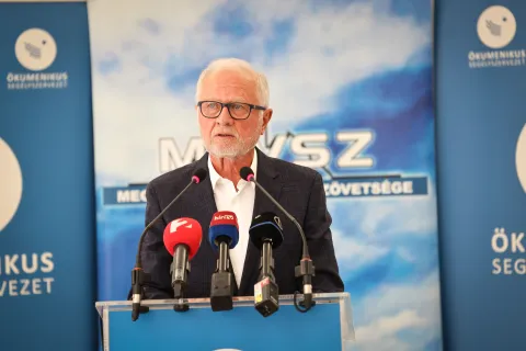 Összefogtak a megyei jogú városok a kárpátaljai iskolákért